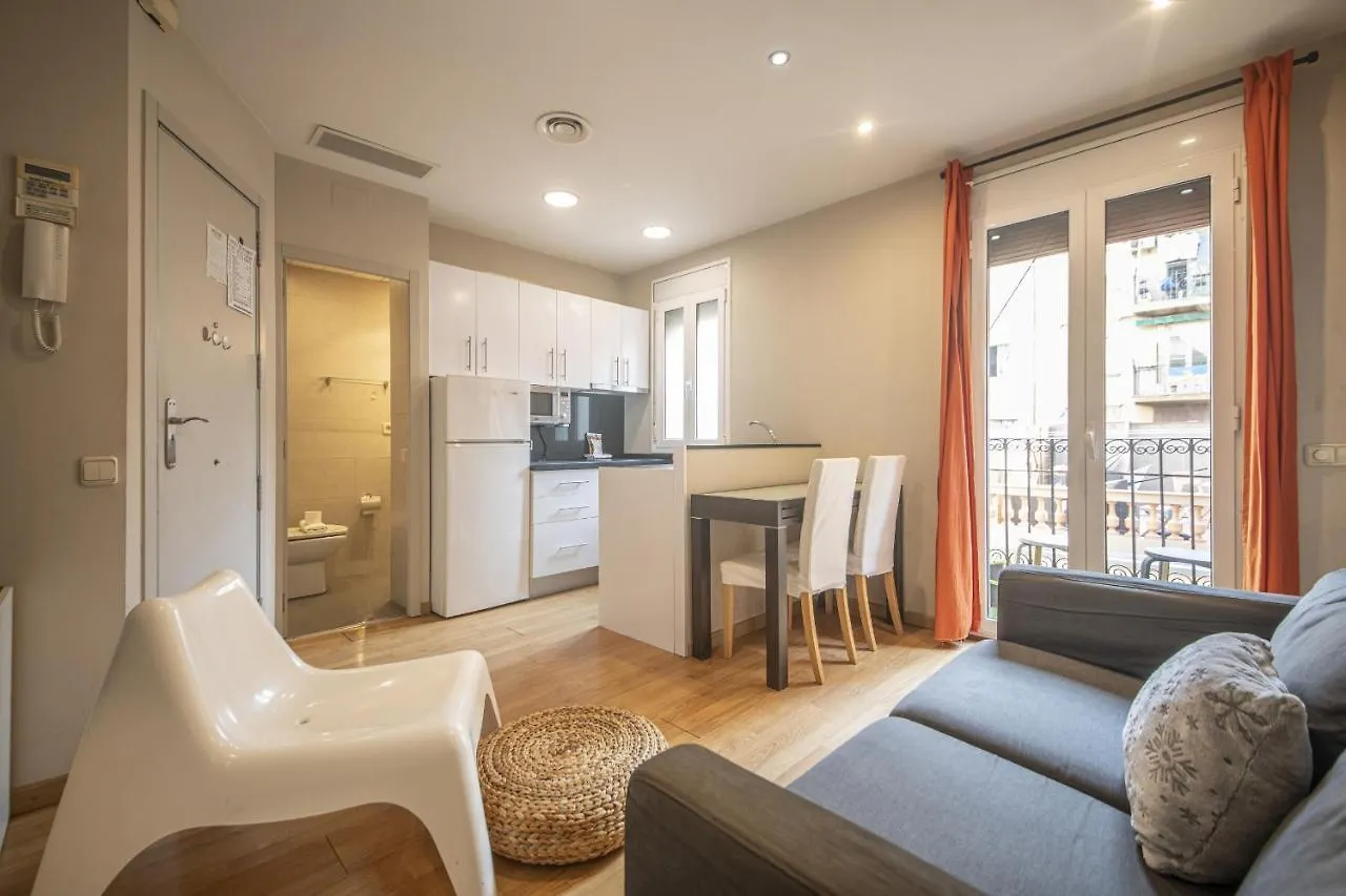 Catalunya Casas 2 Bed Apartment In Barceloneta Steps From The Beach Spain